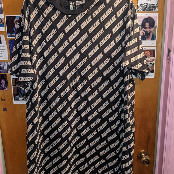 Billie Eilish Tshirt dress - Picture 2 of 4